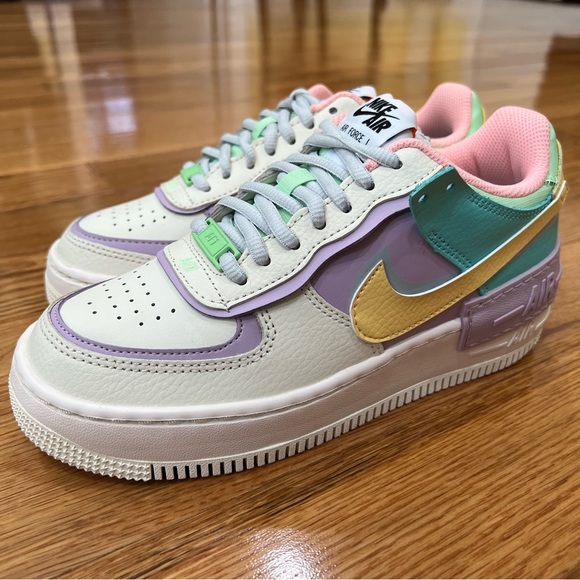 Women’s Air Force 1 Shadow - Picture 2 of 4